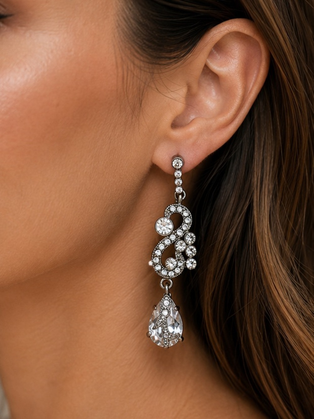 Elegant Crystal Drop Earrings - Clear/Silver Accent